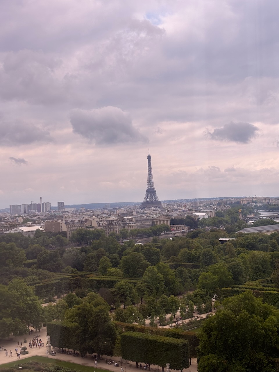Paris 2025